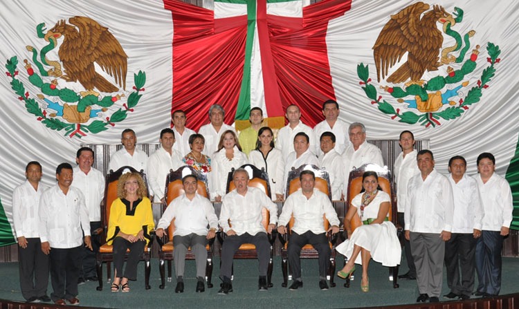 Complicidad legislativa