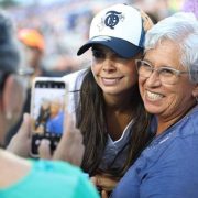 Arranca Ana Paty Peralta con campaña “Abuelotón 2024”