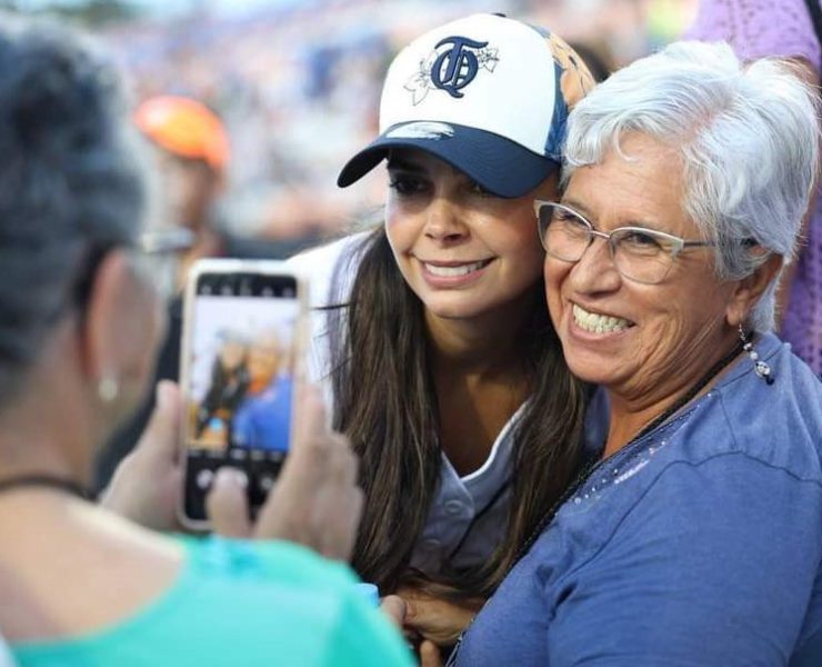 Arranca Ana Paty Peralta con campaña “Abuelotón 2024”