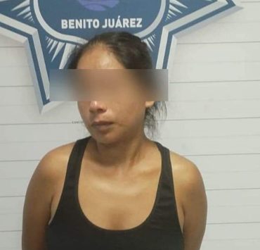 Detienen a madre por amarrar a su hija en Cancún