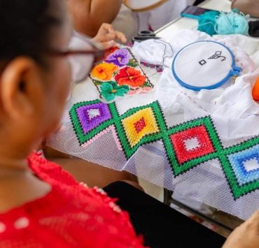 Éxito en el Taller de Bordado Ancestral para Mujeres en Tulum