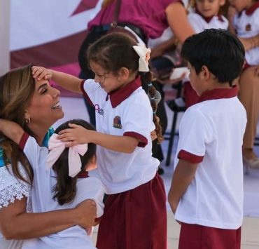 Mara Lezama inicia el Ciclo Escolar 2024-2025 con entrega Gratuita de Uniformes, Útiles y Mochilas