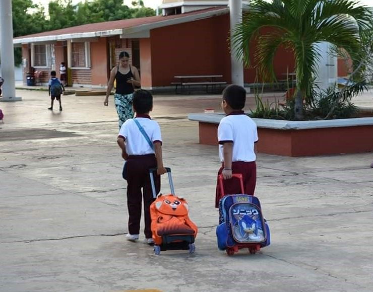 Inicia el 26 de agosto el ciclo escolar 2024-2025 con 338,815 estudiantes en educación básica