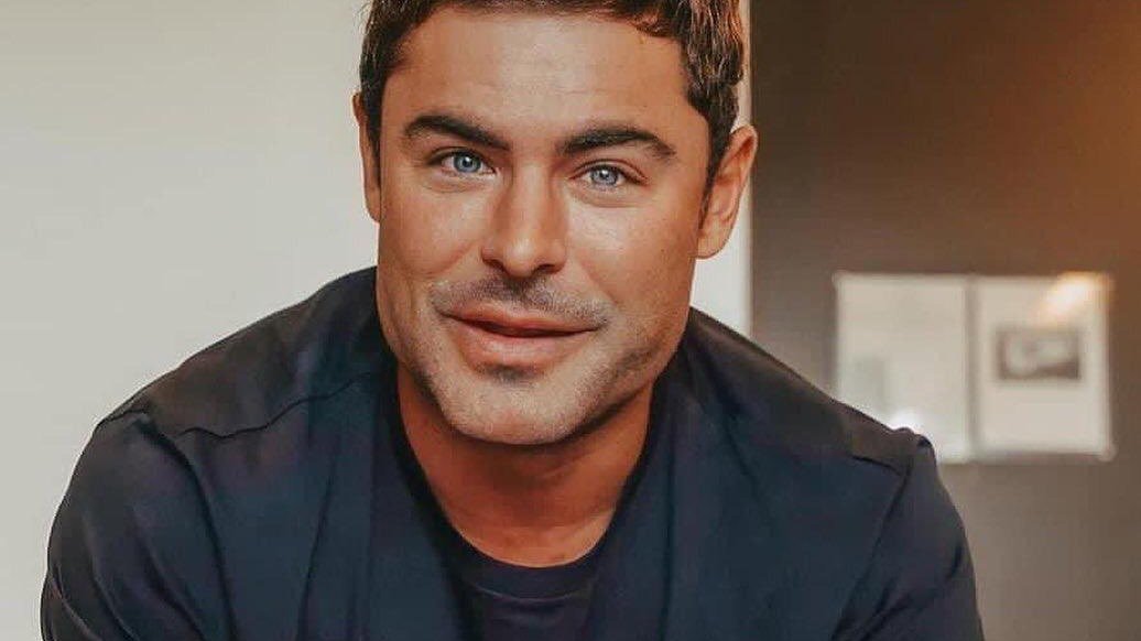 Zac Efron vuelve a su antigua apariencia