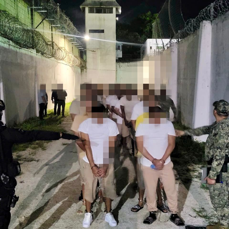 Traslado masivo de delincuentes peligrosos en Cancún