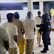 Delincuentes peligrosos en Cancún son trasladados