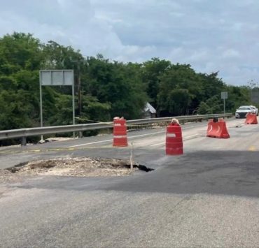 Reanuda SICT obras de conservación en carreteras de Q. Roo