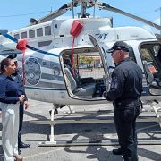 La entrega de equipo policial en Playa del Carmen