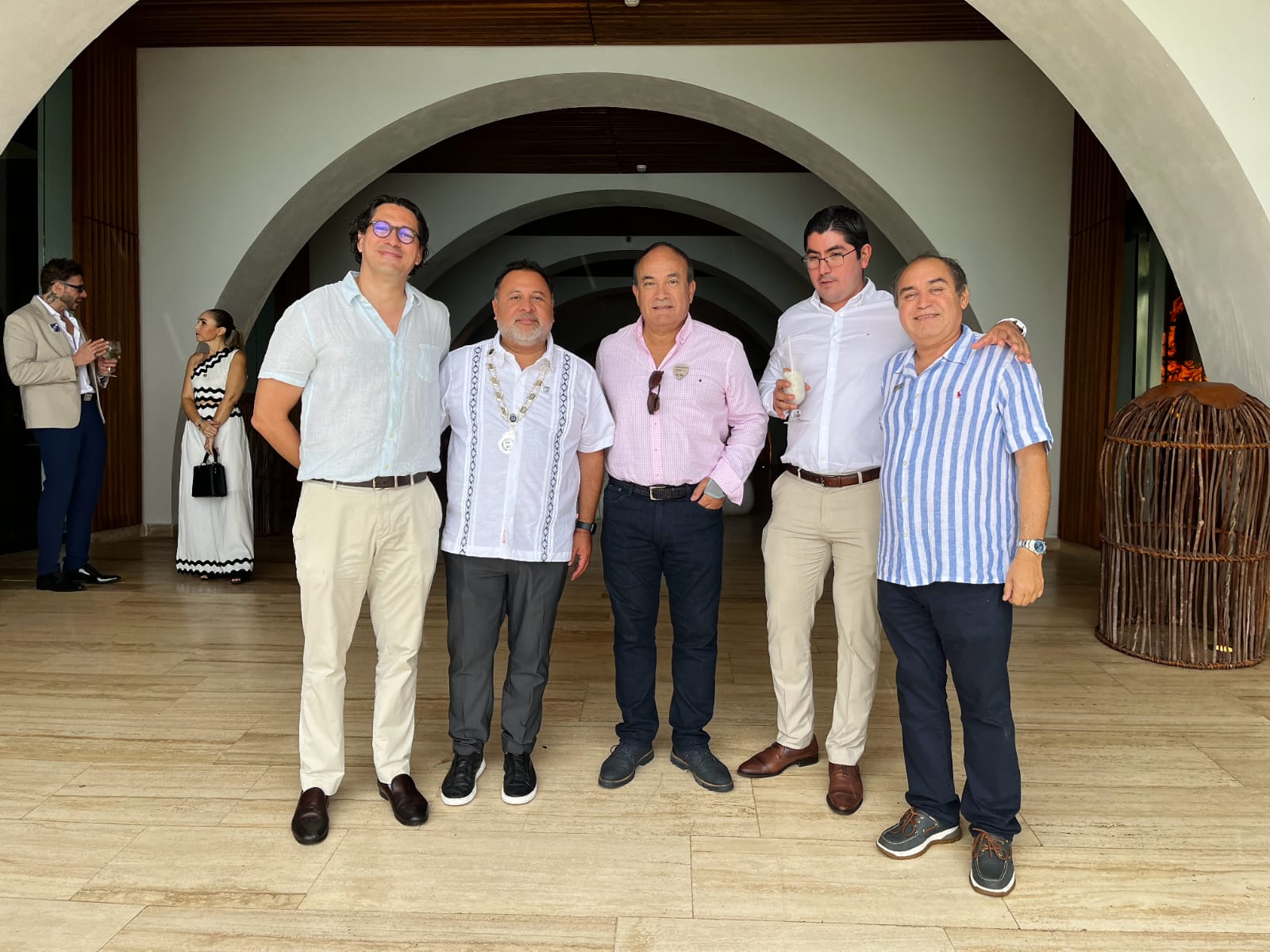 Celebración Mensual del Club Skal 723 en Impression Isla Mujeres, un encuentro gastronómico y de Networking