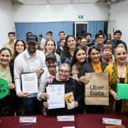 SEDE y Uber Eats impulsan la digitalización de restaurantes en Quintana Roo