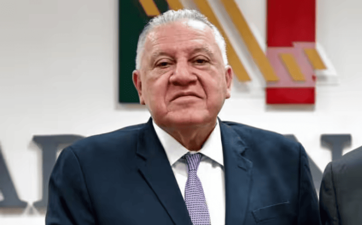 Marín Mollinedo admite interés por la gubernatura de Quintana Roo