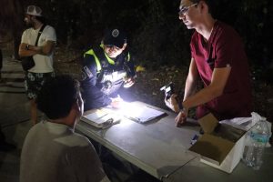 Autoridades municipales supervisan el Operativo Alcoholímetro en Playa del Carmen, reforzando acciones preventivas para que se reducen accidentes por Alcohol y proteger la vida de las familias.