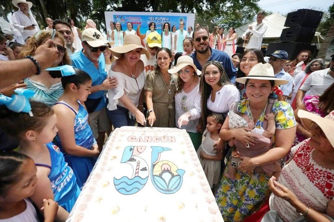 56 aniversario de la fundación de la ciudad