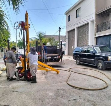 Refuerzan drenaje en Tulum ante lluvias para evitar encharcamientos graves