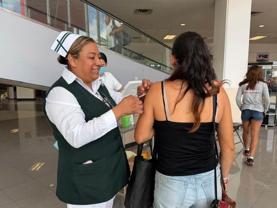 ¡Vacúnate YA! IMSS Quintana Roo lanza campaña masiva