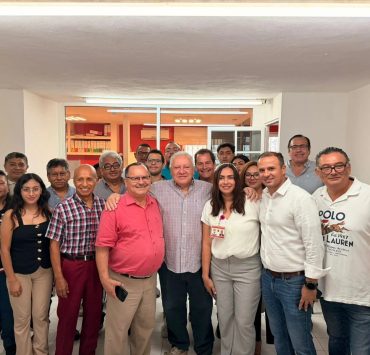 Reencuentro de Rafa Marín con empresarios y comerciantes en Cancún