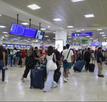 Aeropuerto de Cancún fortalece conectividad aérea con 410 vuelos programados hoy
