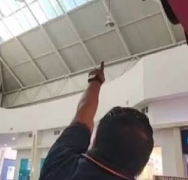 Aparece grieta en techo de Plaza las Américas de Cancún