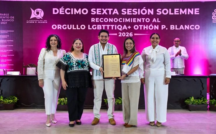 Othón P. Blanco celebra el Orgullo LGBTTTIQA+ con emotivo reconocimiento