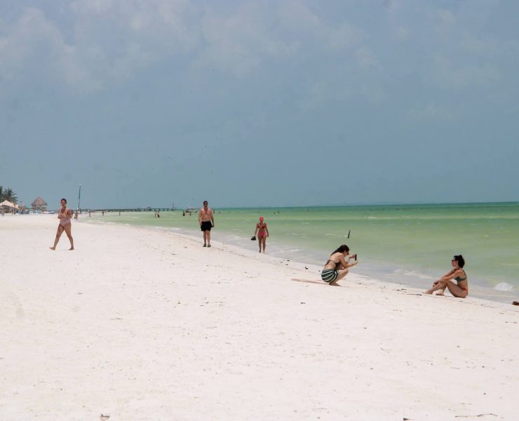 ¡Increíble! Holbox luce impecable y sin sargazo para el verano 2026