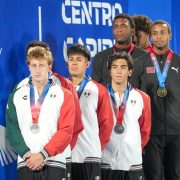 El nadador quintanarroense Andrés Dupont Cabrera gana medalla de plata