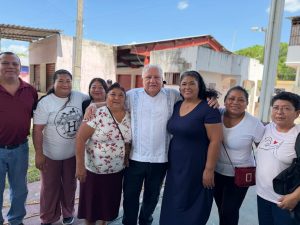 Habitantes de Nicolás Bravo, Caobas, La Lucha, Tres Garantías, Dos Aguadas y San Pedro Peralta participaron en el encuentro para dialogar sobre la soberanía nacional y la unidad de Quintana Roo.