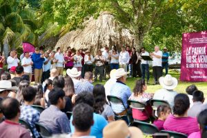 Durante el encuentro en Bacalar, Rafa Marín llamó a fortalecer la defensa de la soberanía nacional mediante el diálogo, la unidad y el respeto a México.