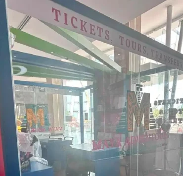 Colapsan oficinas de pasaportes en Cancún