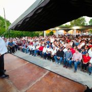Rafa Marín encabeza multitudinaria asamblea informativa en Kantunilkín