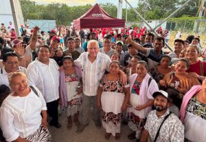 Rafael Marín Mollinedo aseguró que los señalamientos en su contra forman parte de una presunta guerra sucia y reiteró que continuará recorriendo Quintana Roo.