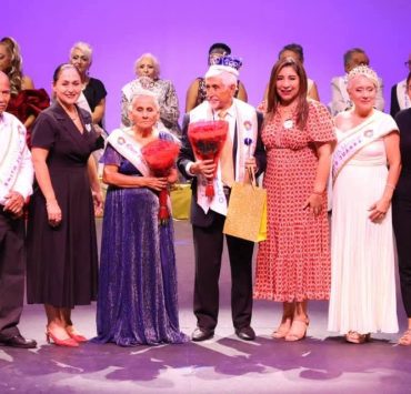 Honorina y Salvador son coronados como Miss y Mr. Adulto Mayor 2026
