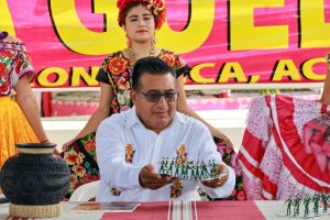La cultura oaxaqueña conquistó Chetumal con sus bailes, vestimenta y tradiciones, fortaleciendo el Intercambio cultural entre Oaxaca y Quintana Roo.