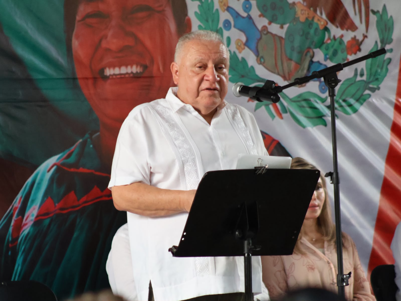 Rafa Marín llama a defender la soberanía nacional